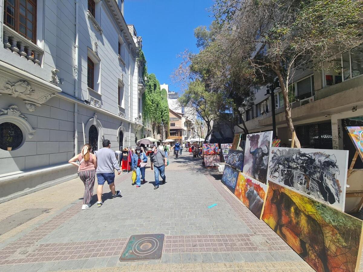 Oceana Suites Lastarria, En Cerro Santa Lucia Santiago Exterior photo
